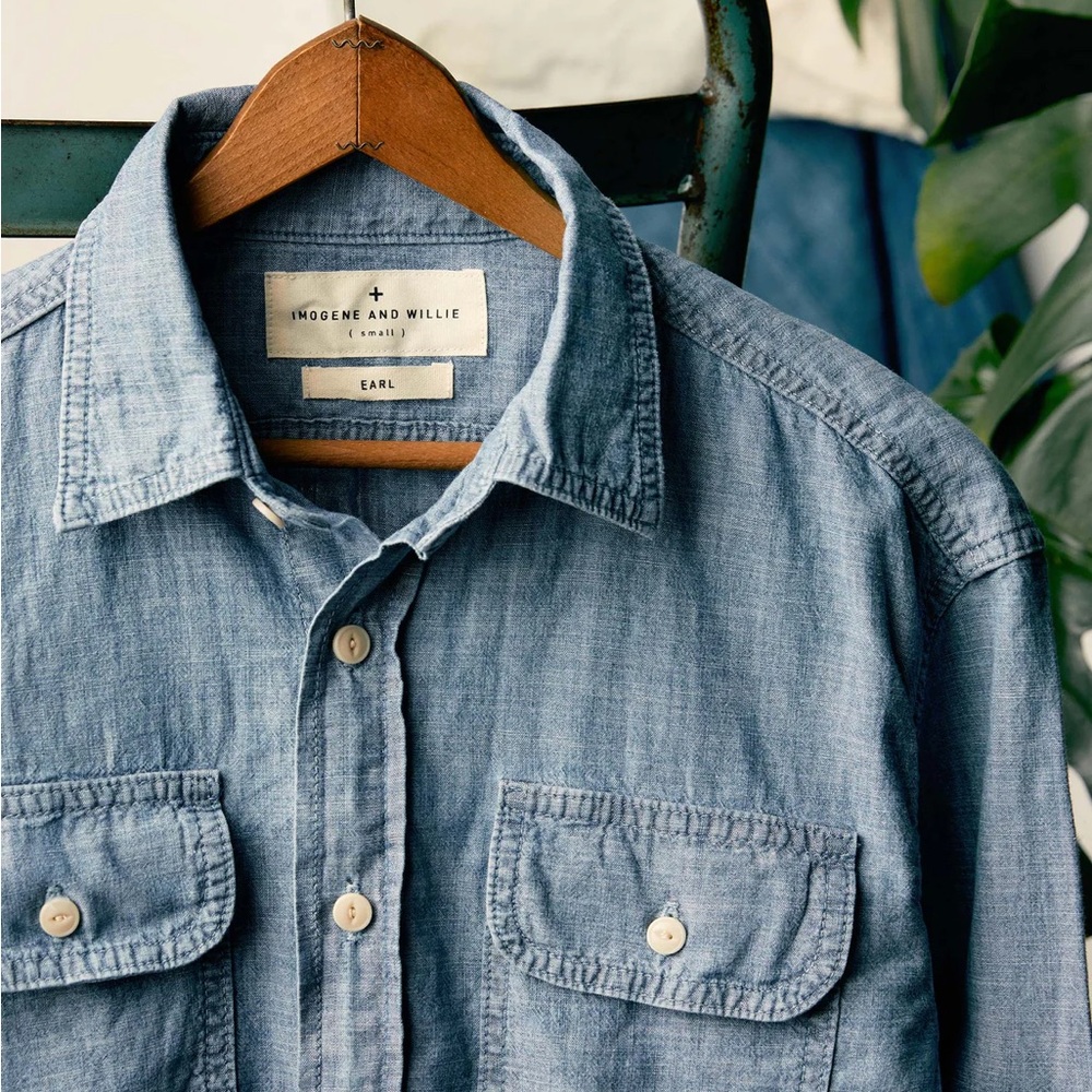 imogene + willie Earl Chambray Shirt - Small